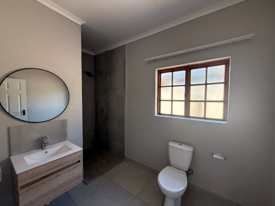 To Let 4 Bedroom Property for Rent in Meerhof North West